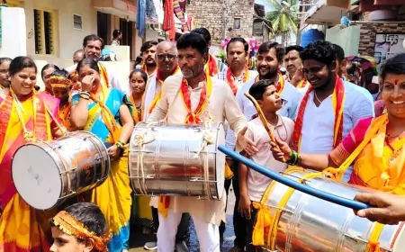 ನಾಡದೇವಿ ಮೂರ್ತಿ ಅದ್ದೂರಿ ಮೆರವಣಿಗೆ