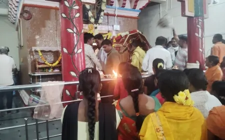 ಅದ್ದೂರಿ ಅಂಬಾಭವಾನಿ ಛಬಿನಿ ಮೆರವಣೆಗೆ