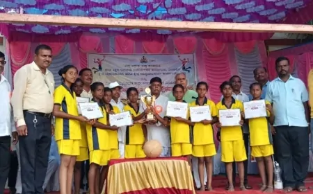 ವಾಲಿಬಾಲ್ ಪಂದ್ಯಾಟದಲ್ಲಿ ರೋಚಕ ಗೆಲುವು  ಆಲಮಟ್ಟಿ ಶಾರದಾ ಶಾಲಾ ತಂಡ 8 ನೇ ಬಾರಿಗೆ ವಿಭಾಗ ಮಟ್ಟಕ್ಕೆ ಆಯ್ಕೆ