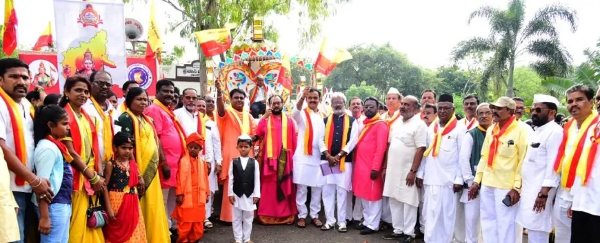 ತಾಳಿಕೋಟೆ ತಾಲೂಕಾ ಪ್ರಥಮ ಕನ್ನಡ ಸಾಹಿತ್ಯ ಸಮ್ಮೇಳನ : ನಾಡದೇವಿ ಭುವನೇಶ್ವರಿ ದೇವಿಯ ಭವ್ಯ ಮೇರವಣಿಗೆ