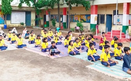 ಆಧುನಿಕ ಜೀವನದಲ್ಲಿ ಯೋಗಕ್ಕೆ ಆದ್ಯತೆ ನೀಡಿ : ಮಹೇಶ ನಾಡಗೇರಿ