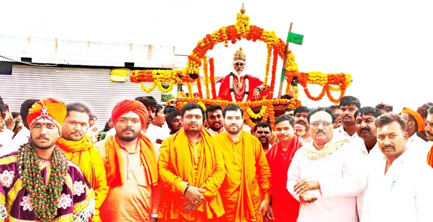 ಶ್ರೀಮದ್ ರಂಭಾಪುರಿ ಶ್ರೀಗಳ ಅಡ್ಡಪಲ್ಲಕ್ಕಿ ಮಹೋತ್ಸವ