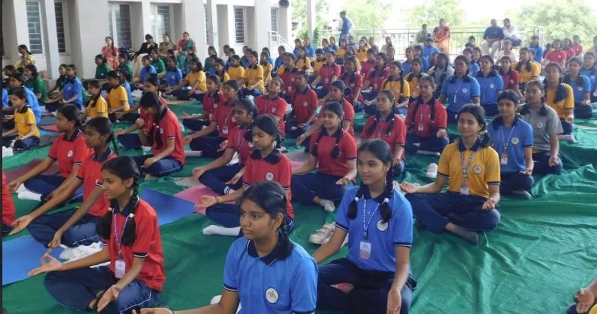 ಬಿ. ಎಂ. ಪಾಟೀಲ ಪಬ್ಲಿಕ್ ಸ್ಲೂಕ್ ನಲ್ಲಿ ಅಂತಾರಾಷ್ಟ್ರೀಯ ಯೋಗ ದಿನಾಚರಣೆ