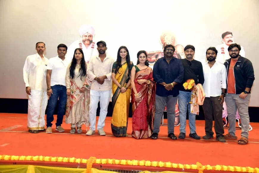 ದಿಗ್ಗಜ ಕಲಾವಿದರ ಅಭಿಮಾನಿಗಳಿಂದ ಫಸ್ಟ್ ಡೇ ಫಸ್ಟ್ ಶೋ ಟ್ರೇಲರ್ ರಿಲೀಸ್