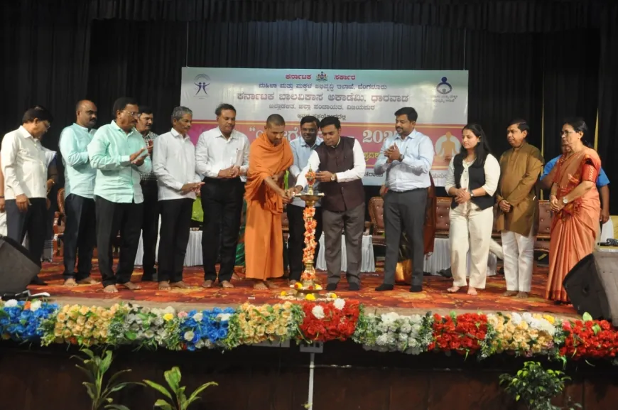 ಯುವಕರು ಯೋಗ ಆಟೋಟ ಹಾಗೂ ಸೃಜನಾತ್ಮಕ ಚಟುವಟಿಕೆಗಳಲ್ಲಿ ಸಕ್ರೀಯವಾಗಿ ತೊಡಗಿಸಿಕೊಳ್ಳಬೇಕು : ಜಿಲ್ಲಾಧಿಕಾರಿ ಟಿ.ಭೂಬಾಲನ್