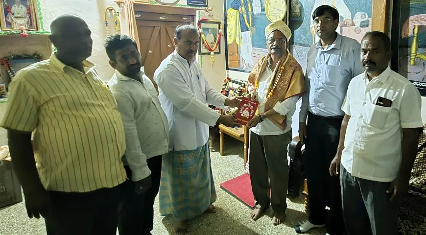 ಇಂಚಗೇರಿ ಮಠಕ್ಕೆ  ಗ್ಯಾರಂಟಿ ಯೋಜನೆಗಳ ಅನುಷ್ಠಾನ ಪ್ರಾಧಿಕಾರದ ಉಪಾಧ್ಯಕ್ಷ  ಪಾಟೀಲ ಭೇಟಿ