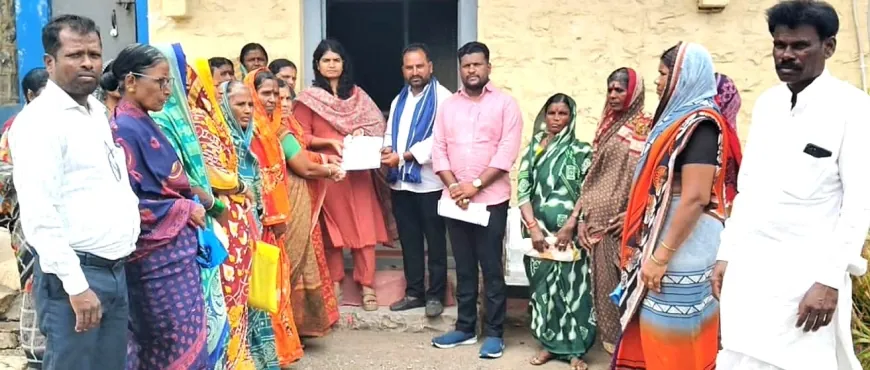 ಮನೆ ಹಾಕಿಸುವದಾಗಿ ನಂಬಿಸಿ ದಾಖಲೆ ತಿದ್ದುಪಡಿಮಾಡಿ ವಂಚನೆ