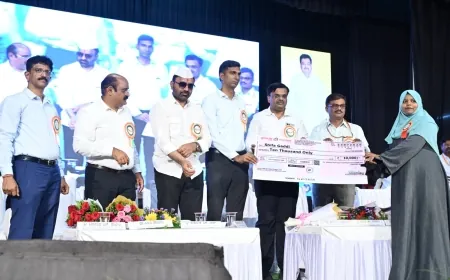 ಅಸಂಘಟಿತ ಕಾರ್ಮಿಕರು ಸ್ಮಾರ್ಟ್ ಕಾರ್ಡ್ ಪಡೆದುಕೊಂಡು ಉತ್ತಮ ಜೀವನ ರೂಪಿಸಿಕೊಳ್ಳಿ : ಸಚಿವ ಸಂತೋಷ ಲಾಡ್