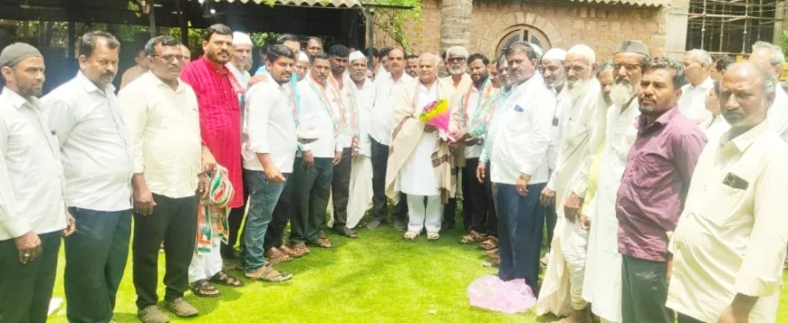 ಮುಳವಾಡ ಬಿಜೆಪಿ ತೊರೆದು ಕಾಂಗ್ರೆಸ್ ಸೇರ್ಪಡೆಯಾದ ಗ್ರಾ.ಪಂ. ಸದಸ್ಯರು : ಸಚಿವ ಶಿವಾನಂದ ಪಾಟೀಲ ಕಾರ್ಯವೈಖರಿ ಮೆಚ್ಚಿ ಕೈಹಿಡಿದ ಕಮಲ ಪಕ್ಷದವರು