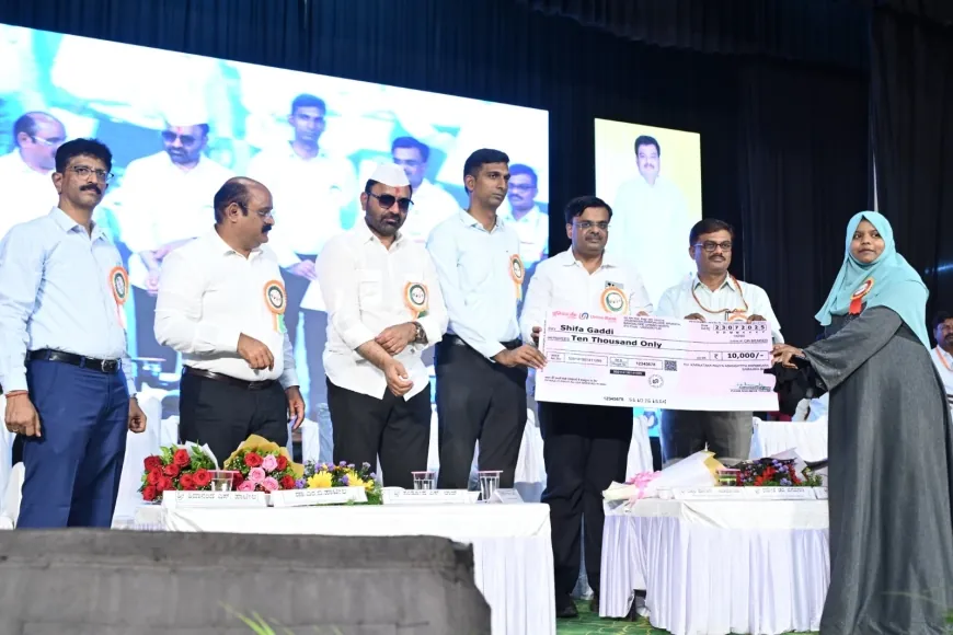 ಅಸಂಘಟಿತ ಕಾರ್ಮಿಕರು ಸ್ಮಾರ್ಟ್ ಕಾರ್ಡ್ ಪಡೆದುಕೊಂಡು ಉತ್ತಮ ಜೀವನ ರೂಪಿಸಿಕೊಳ್ಳಿ : ಸಚಿವ ಸಂತೋಷ ಲಾಡ್