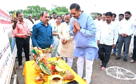 ಅಭಿವೃದ್ಧಿ ಕಾಮಗಾರಿಗೆ ಯತ್ನಾಳ ಭೂಮಿಪೂಜೆ; ಅಹವಾಲು ಸ್ವೀಕಾರ