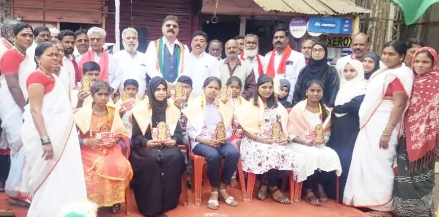 ಎಸ್‌ಎಸ್‌ಎಲ್‌ಸಿ ಪರೀಕ್ಷೆಯಲ್ಲಿ ಸಾಧನೆ : ಮುಧೋಳ ಸಂಘದಿಂದ ಸನ್ಮಾನ