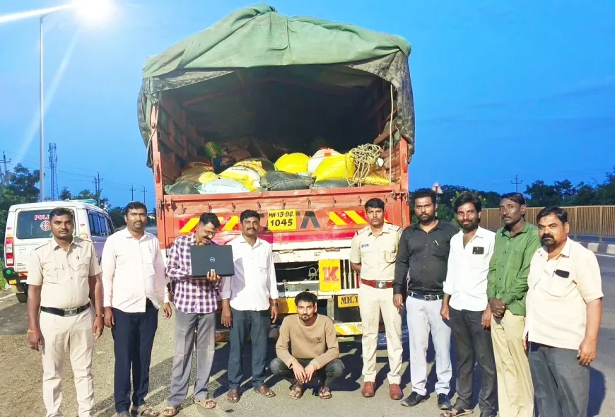 ಅಕ್ರಮ ಅಕ್ಕಿ ಸಾಗಾಟ : ಆಹಾರ ಇಲಾಖೆ ದಾಳಿ : ಅಕ್ಕಿ ವಶ